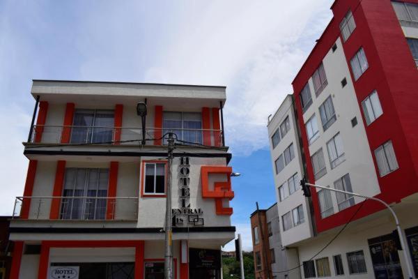 Hotel Golden Suite Pereira Extérieur photo